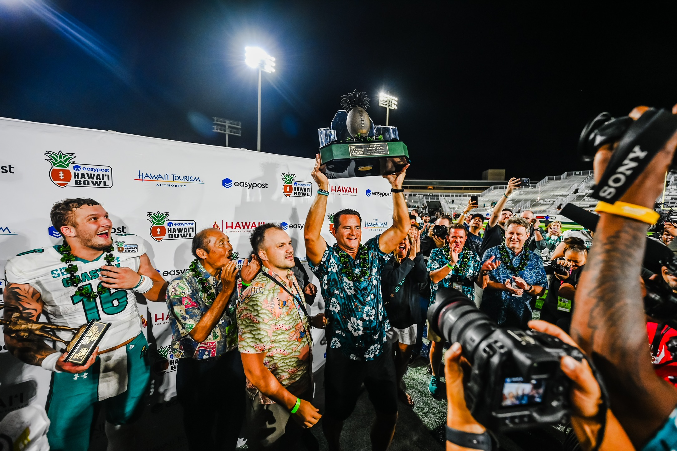 Hawaii bowl deals